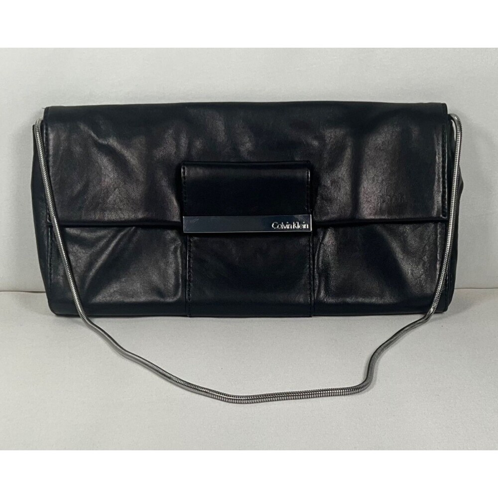 CALVIN KLEIN BLACK SHOULDER/CLUTCH PURSE